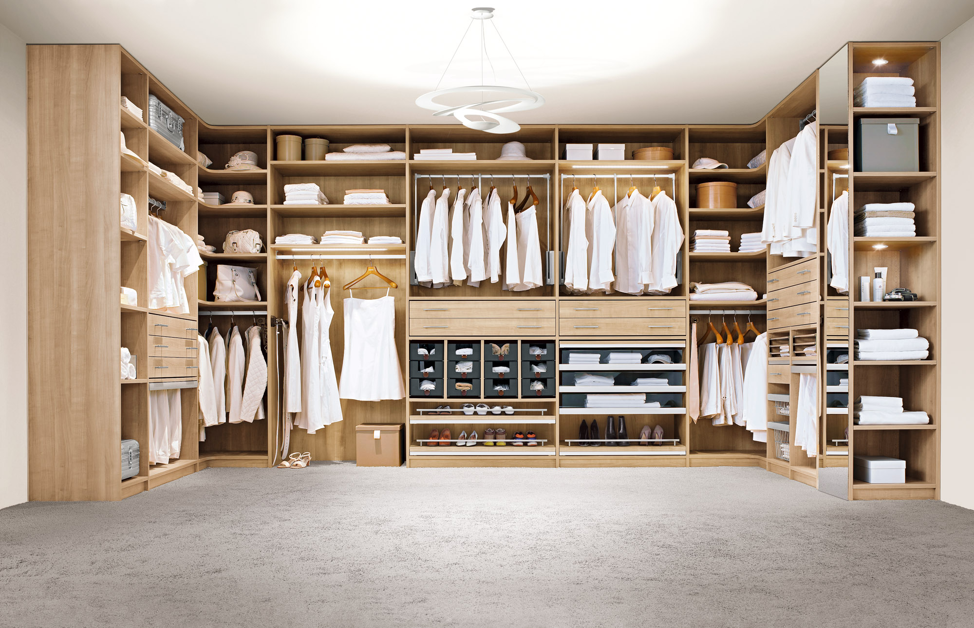 Einbauschrank, Akleide, Begehbarer Kleiderschrank, Holzeinbauschrank