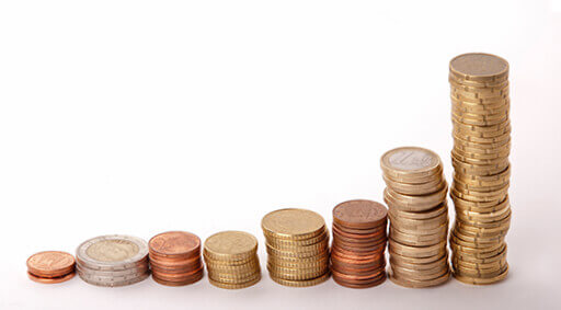 Funktionales Design und kleines Budget sind auch bei Polstern kein Problem